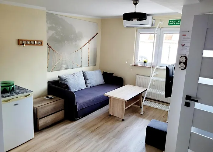 - Centre Main Station 170m Lägenhet Gdynia